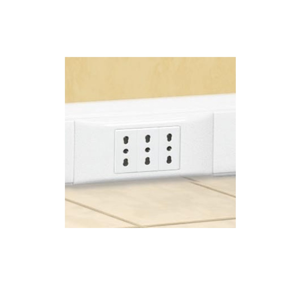 L010953 MARCO 3MODULO P/TAPA 65MM BLANCO 