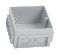 L0650390 CAJA PISO PVC