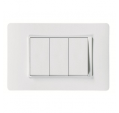 LUZICA INTERRUPTOR 9/24 TRIPLE ARMADO BLANCO PU1301