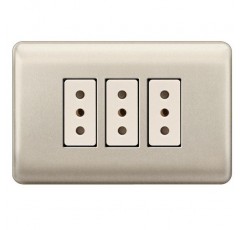 GENESIS NUEVA ENCHUFE TRIPE 10A 2P+T NIQUEL BEIG 7419