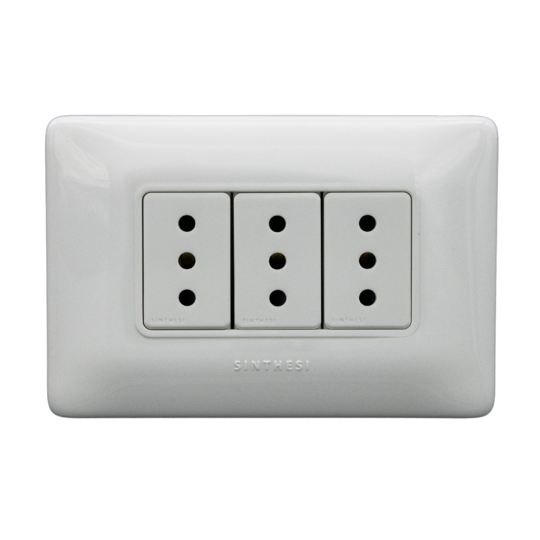 S12 MODULO ENCHUFE 10A TRIPLE ARMADO BLANCO  1295301