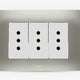 LEXO ENCHUFE TRIPLE 10A ARMADO BL/PLATA 5380112E