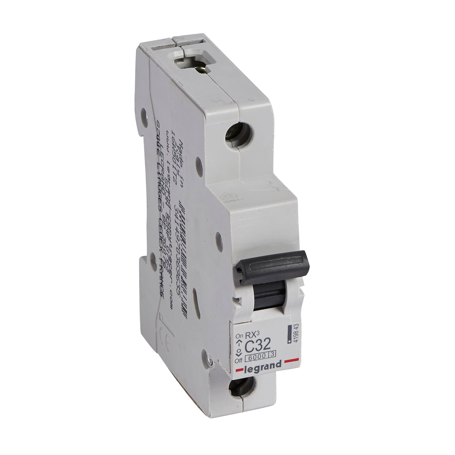 INTERRUPTOR TERMOMAGNETICO 1X32A + NEUTRO C6  06KA 419854