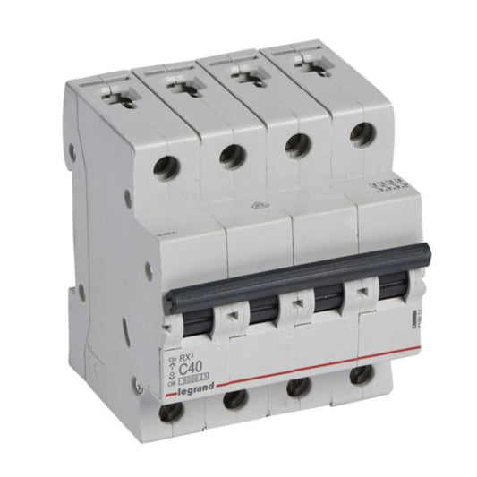 INTERRUPTOR TERMOMAGNETICO 4X40A C6  06KA 419921