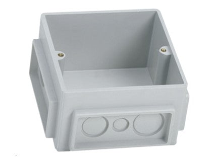 L0650390 CAJA PISO PVC